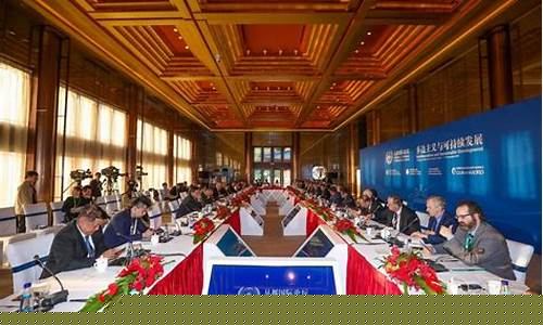 前政要一致拥护《透明法》，催促议院速决动议